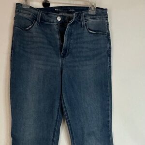 Women’s Old Navy High Rise Straight washed Denim size 8
